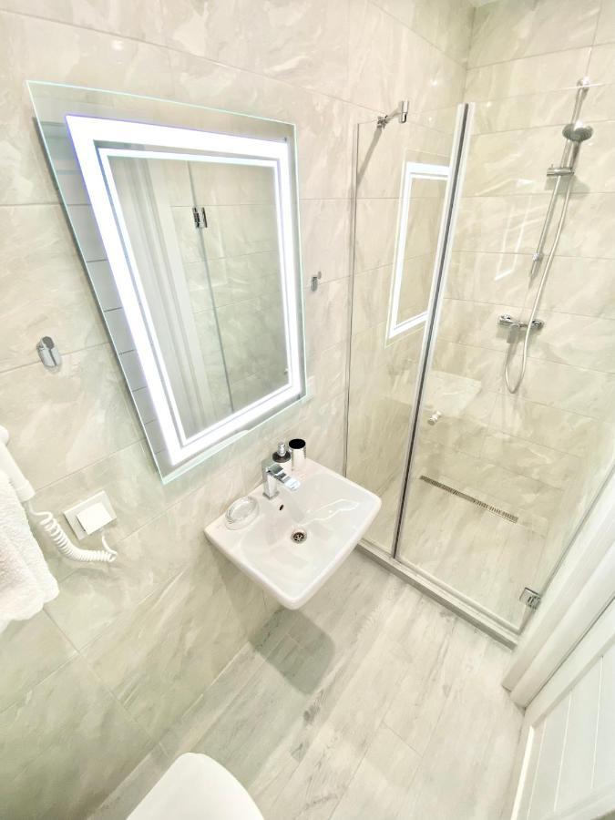 Аркадийский Дворец. Санрайз Apartman Odessza Kültér fotó
